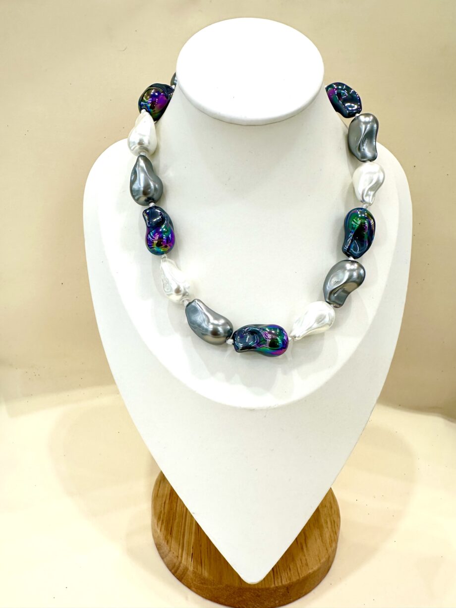 Collana perle maiorca forma scaramazza