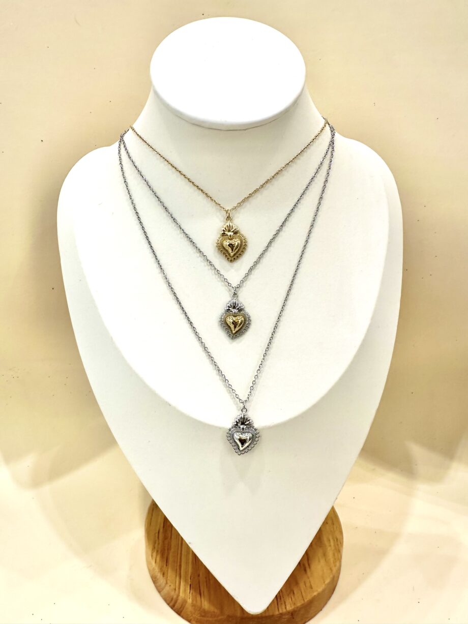 Catenine in acciaio inox e placcate con cuore sacro piccolo